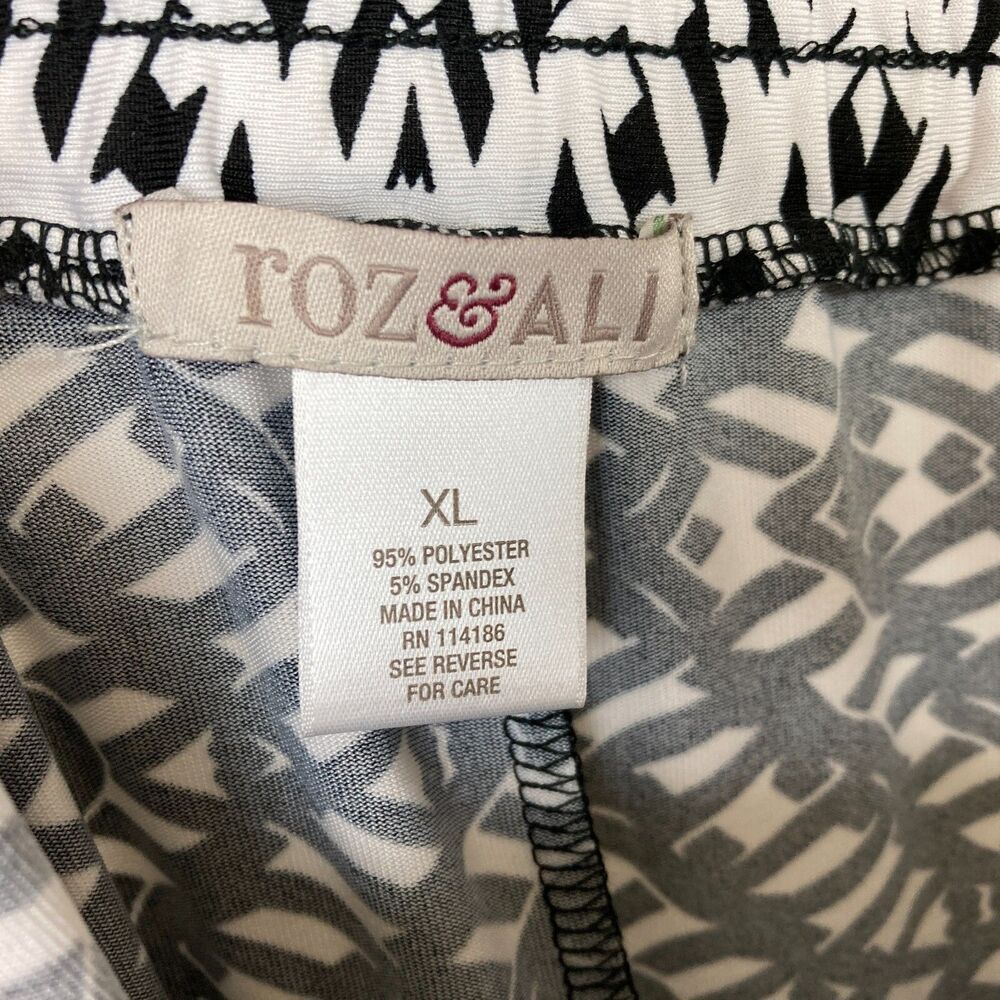 Roz & Ali Women's Straight-Wide Pants Size XL Black White Geometric Stretch - Picture 5 of 5